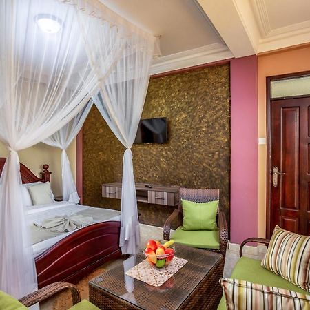 Keba Xpress Hotel - 엔테베 외부 사진